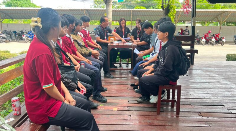 ทีมงานคณะกรรมการเจ้าหน้าที่การเงิน เจ้าหน้าที่ธุรการ ทีมแอดมินระบบประชาสัมพันธ์ คณะกรรมการสรุปงาน กสศ.
