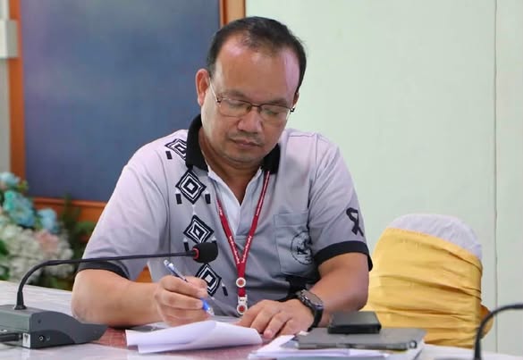 ประชุมพิจารณาและคัดเลือกผู้ขอรับทุนการศึกษามูลนิธิป๋อเต็กตึ้ง